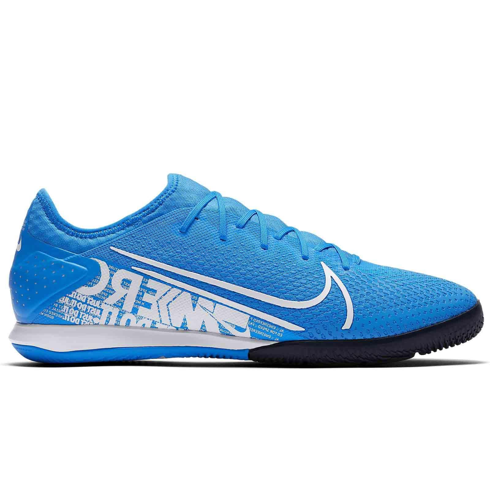 Nike Magistax Proximo II Dynamic Fit Turf Shoes [Total
